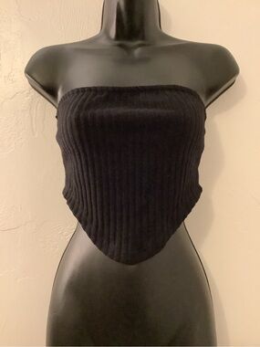 SHEIN Black Ribbed Strapless Handkerchief Crop Top